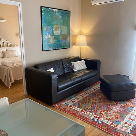 Petit Rossello Appartement Barcelona Buitenkant foto