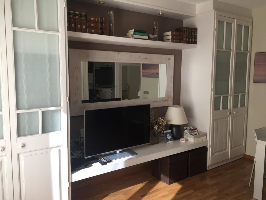 Petit Rossello Appartement Barcelona Buitenkant foto